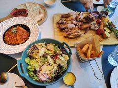 -ins森林童话餐厅coffee&bistro