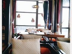 靠窗位-蜀宴·家宴馆(升伟晶石店)