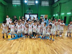 -健龙森俱乐部·游泳·健身·羽毛球综合体育馆