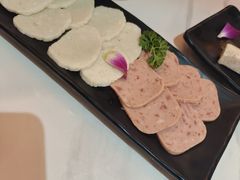 鱼饼午餐肉拼盘-狐狸爱上椰子鸡(滨江星光大道店)