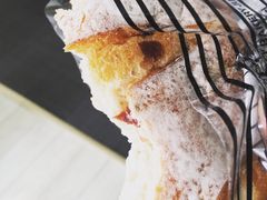 芋泥三角芝士欧包-Juicy Bakery(大学路店)