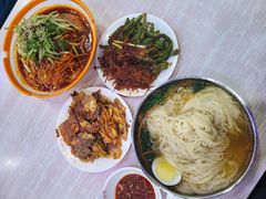 -三姐妹冷面馆(保卫路店)