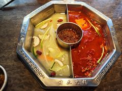 -佬土鹅肠火锅(解放路店)
