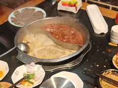 -辣莊重庆老火锅(威海高铁站韩乐坊店)