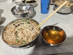 -正宗杨记普洱酸醋米线(总店)