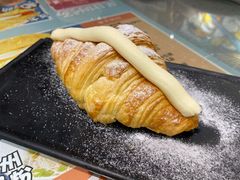 卡仕达牛角包-大头力茶餐厅(花都融创茂店)