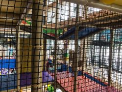 -多奇妙乐园·淘气堡·电玩·抓娃娃(海口吾悦店)