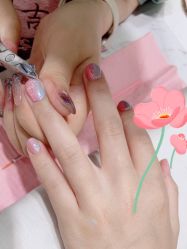 -吉吉靓甲美睫