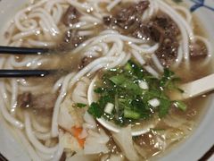 -鑫花溪牛肉米粉(凤凰街创始总店)
