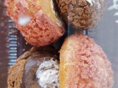 红丝绒泡芙-香美刻(星城商厦店)