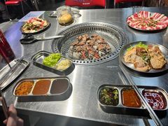 -马路牙子烧烤音乐酒馆(望京店)