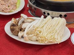 -花苑美食横琴生蚝火锅(拱北粤华路店)