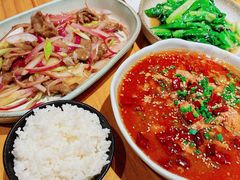 葱爆牛肉-十三式重庆江湖菜(金茂览秀城店)