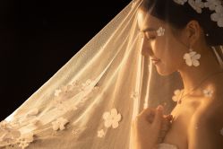-挪娅婚纱摄影皇家会所