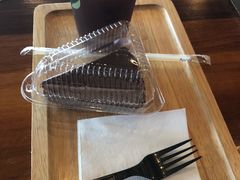 -Cha Café and Bistro