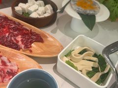-左庭右院鲜牛肉火锅(南通CBD大有境店)