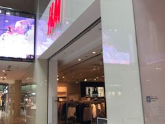 -H&M(鹏欣水游城店)