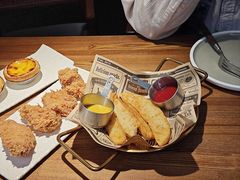 -Dragon Pizza•圆脸龙披萨·牛排餐厅