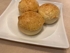 菠萝包-名苑皇宫酒家(来魅力壁画村店)