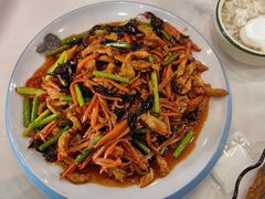 -李哥海鲜烧烤家常菜(孔雀城店)
