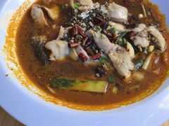 正宗水煮活鱼-川府鱼庄(江南水都店)