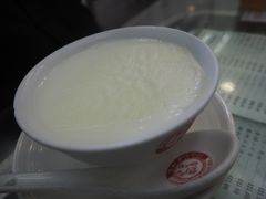 双皮奶-义顺牛奶公司(庇利金街店)