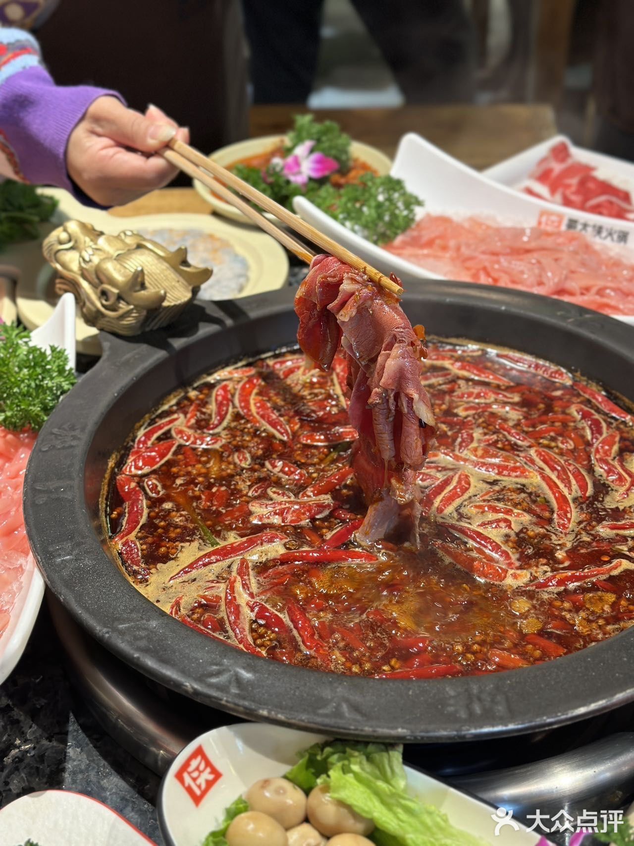 辰浠巴蜀火锅英雄马垅店 川渝火锅 平价老火锅