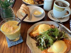 -ROAST coffee & eatery