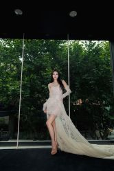 -Vera Wang婚纱礼服旗舰店