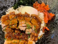 脆皮猪肉饭-Calia