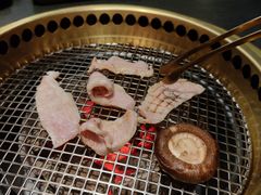 -铭牛烧肉·和牛海鲜自助(高新月牙湖店)