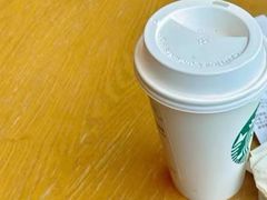 -星巴克(西安曲江银泰店)