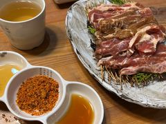 -草家酱蟹炭火烤肉店(珲春南路一店)