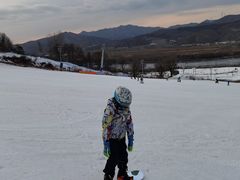 -辽阳弓长岭温泉滑雪场
