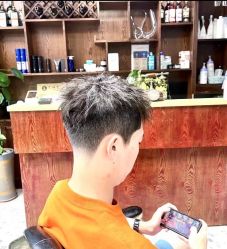 -巴伯尔男士理发馆