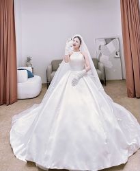 -派丽莫Pellimo原创设计婚纱品牌