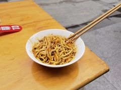 -杨伯英传统杂酱面