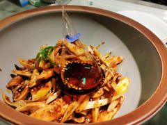 敲糖棒棒鸡-辛香汇·现炒川菜(淮海路百盛店)