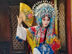 -华韵京剧摄影(洋桥角门东店)
