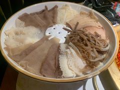 -新哥老官·畅吃123·美蛙世界(苏宁广场店)