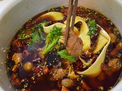 -晓彭肥肠鸡·泡椒鸡火锅(水木天地店)