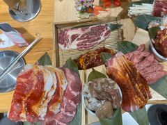-汉城烤肉·黑金冠(华山路店)