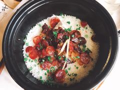 式腊味煲仔饭-狐狸爱上椰子鸡(滨江星光大道店)