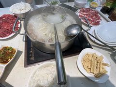 -黑山牛肉汤火锅(花城汇店)