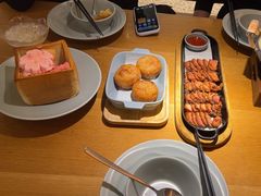 -蜜桃餐厅·伴山(海岸城店)