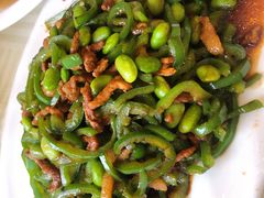 青椒毛豆米肉丝-怡园饭店-餐厅(四望亭店)