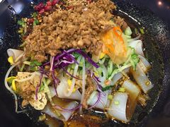 传统麻酱凉皮-西北杂粮筐凉皮大王(环球中心店)