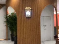-CoCo都可(银泰店)
