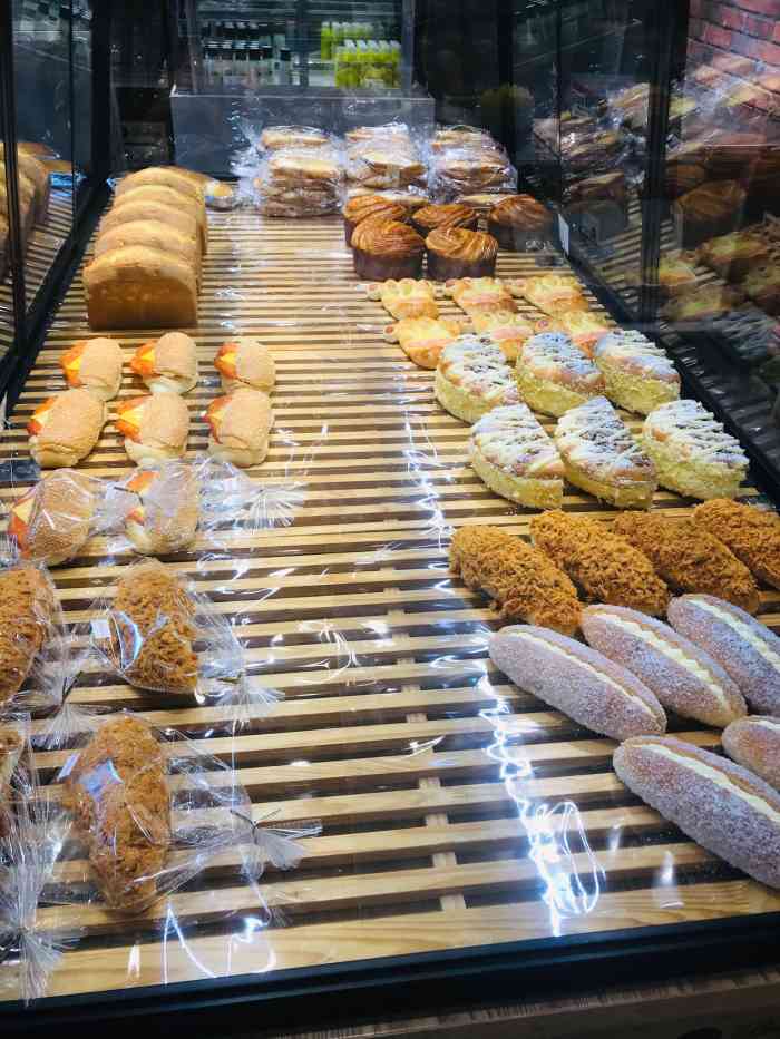 宫廷饼屋(双龙店)-"云南本地的店 在昆明店很多 99公交车.