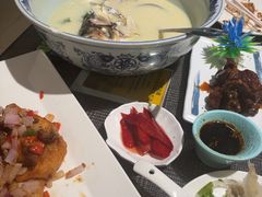 -南京金牛湖巨碗鱼头